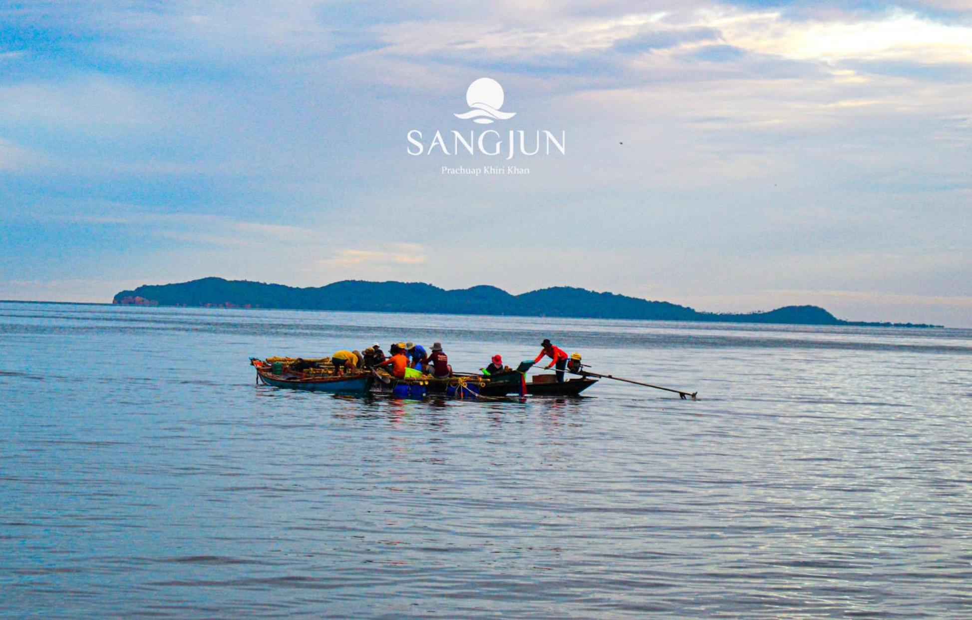Sangjun On Beach Resort Bang Saphan Eksteriør bilde